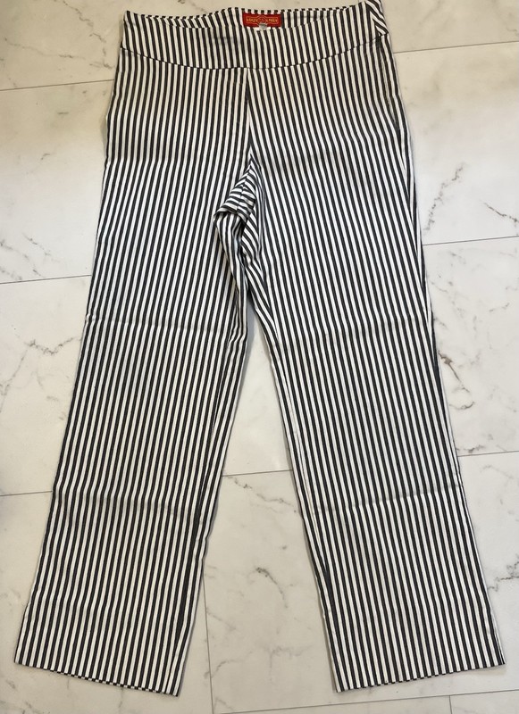Krazy Larry Pants Women’s Sz 12 Black White Striped Pull On Stretch Rayon 32x29