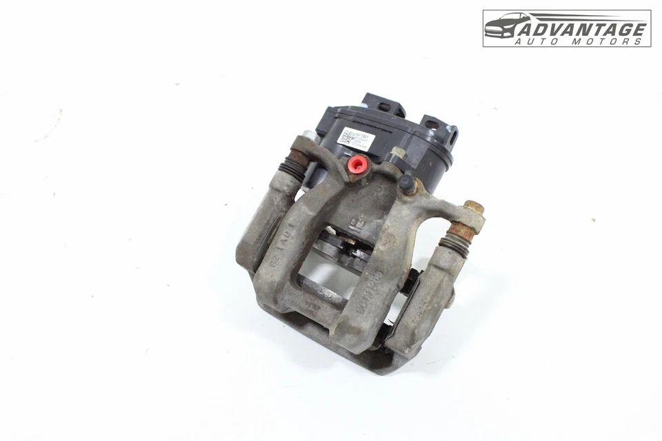 Chevrolet Blazer 2019-2025 pinza de freno de disco ABS lado trasero derecho 84871841 OEM Foto 2 de 4