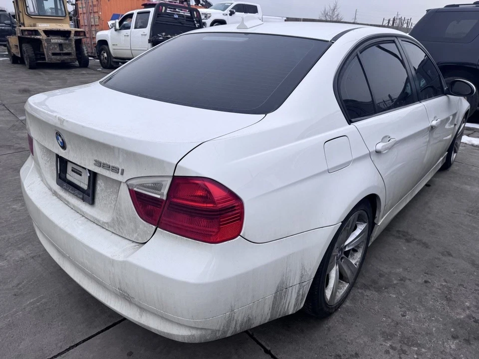 安全带前桶起子 Retractor Thru 8/10 适合 06-11 宝马 323i 629746 — 第 2/4 张图片