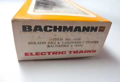 HO Bachmann B&O Mikado 2-8-2 with Vanderbilt Tender Loco & Tender Smokes Lighted - Picture 13 of 13