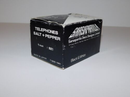 Vintage SALT AND PEPPER SHAKERS Telephones Black And White MADE IN JAPAN - Picture 3 of 8