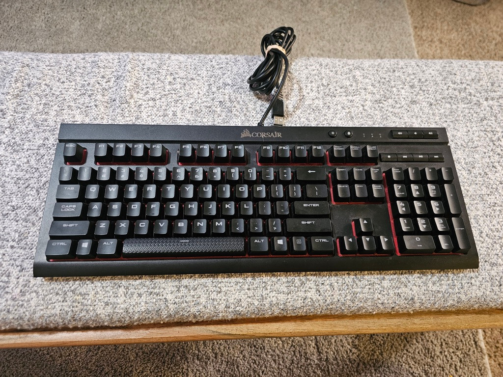 Corsair Gaming K68 Mechanical Keyboard USB RGP0036 *Works!* 