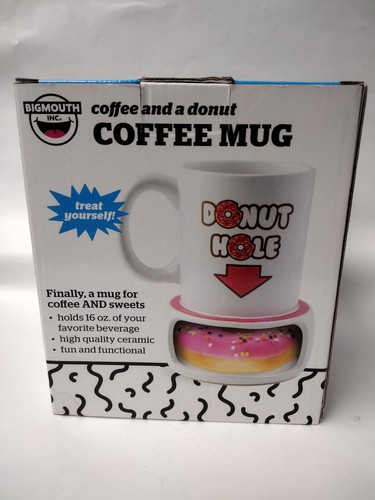20 Ounce Ceramic Coffee Mug with Hole for Donut by BIGMOUTH. - Picture 2 of 4