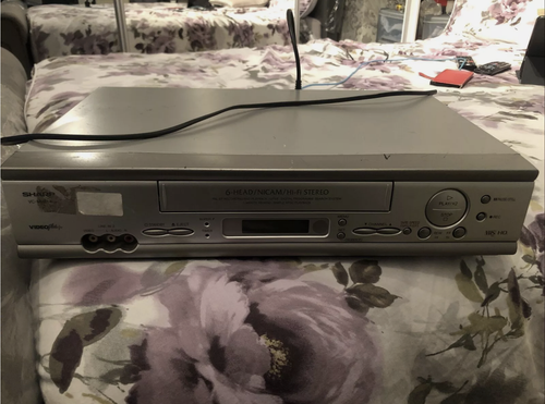 Sharp VCR video Cassette Recorder SHARP VC-MH814 VHS Tape Player NTSC 6 Head - Picture 2 of 13