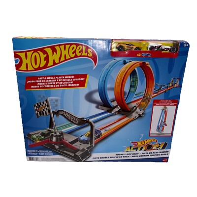 Hot Wheels Double Loop Dash Drag Racing with 2 VehiclesPlayset