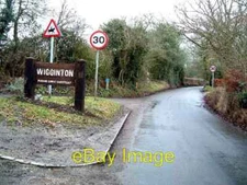 Photo 6x4 Wigginton starts here ! - Hemp Lane Tring The lane off to the l c2006