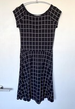 Uniqlo Womens Black And White A-line Jersey Dress With Built-in Bra Size S