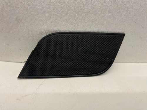 2016-2018 KIA OPTIMA RIGHT REAR DOOR PANEL PULL HANDLE SCREW COVER RUBBER MAT