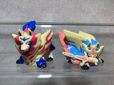 Zacian, Zamazenta A.1 Pokemon Monster Bandai Finger Puppet