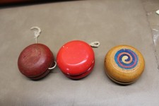 Vintage wood yoyo lot of 3, unbranded