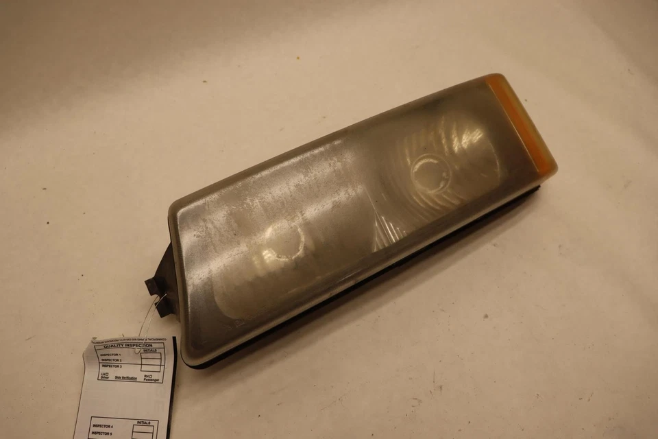 CHEVY SILVERADO 1500 2003-2007 LUZ INTERMITENTE CONDUCTOR DELANTERO IZQUIERDO OEM Foto 3 de 4