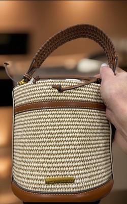 🆕 House of Harlow 1960 Raffia Straw Woven Bucket Bag Crossbody
