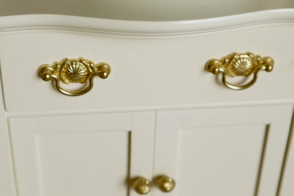 Cómoda vintage Pleasant Company SAMANTHA con juego de jarra de China American Girl Foto 4 de 4