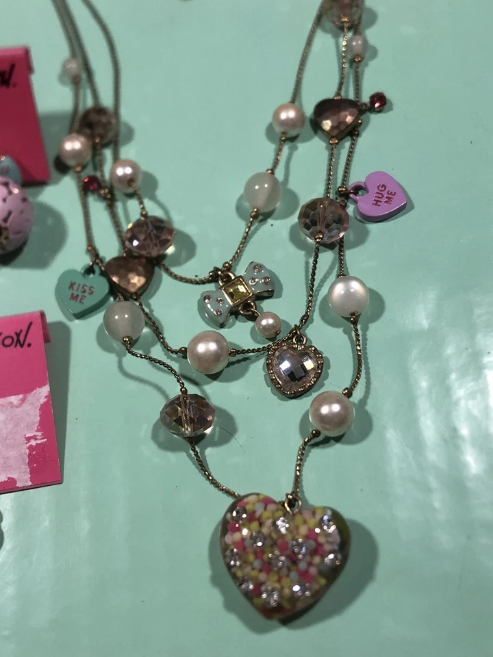 Lote Collares Pendientes y Dijes Betsey Johnson Vintage Candyland  Foto 3 de 4