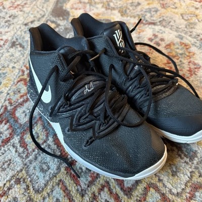 Nike Kyrie 5 Black Magic kids youth basketball sneakers barely used 