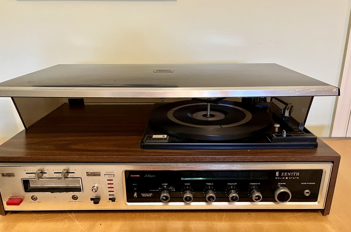 ヴィンテージ　ZENITH ラジオ 34958853946_20e75b572e.jpg