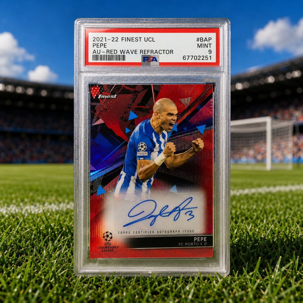 2021-22 Topps Finest UEFA Pepe Finest Autographs Red Wave Refractor /5 view 1
