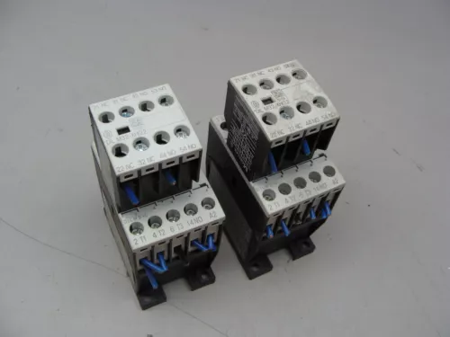 LOT OF 2 MOELLER AUXILIARY CONTACTS DIL M32-XHI22