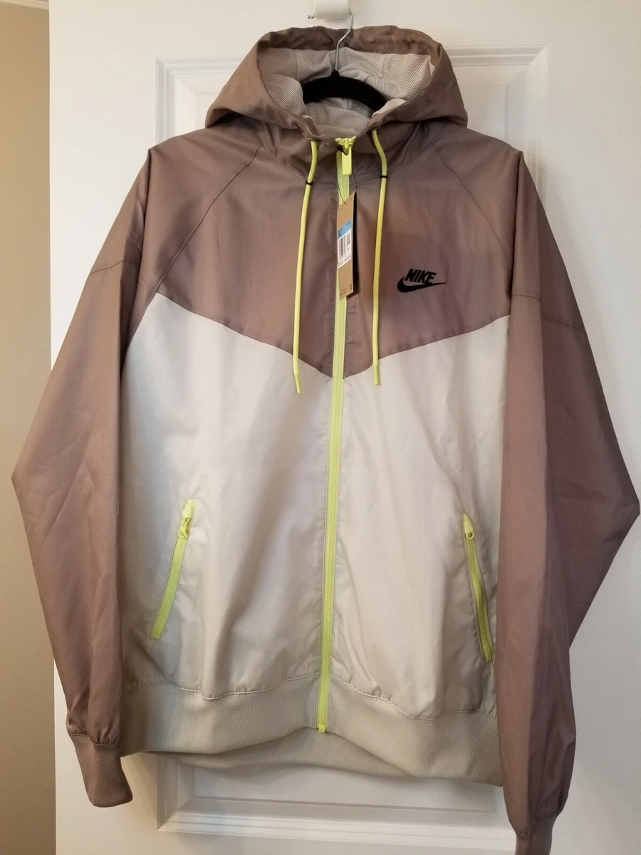 Nike off shop white windbreaker