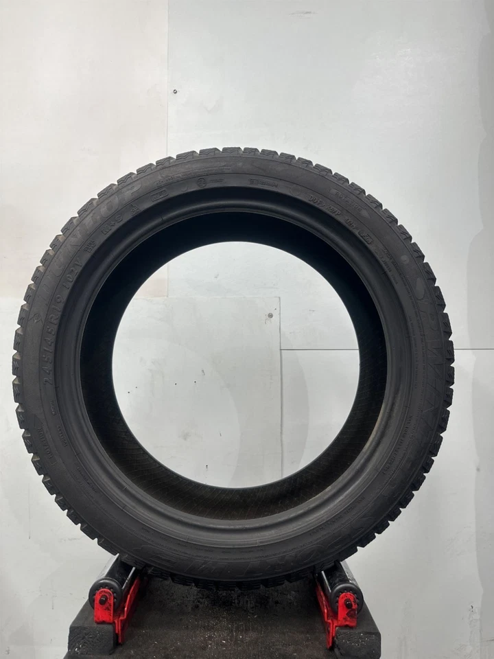 1 Used  Dunlop SP Winter Sport M3 P245/45R19 2454519 245/45/19 102 V - 8/32 - Image 3 of 4