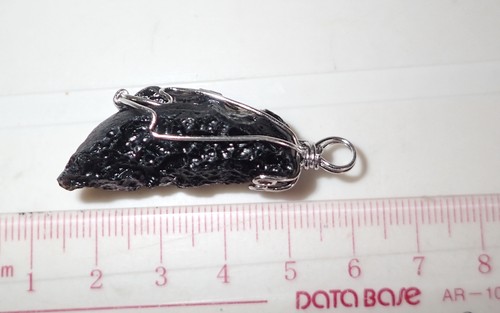 Silver Wired Black Tektite Stone Pendant 8.5 gram 33x15x14 mm - Imagen 2 de 6
