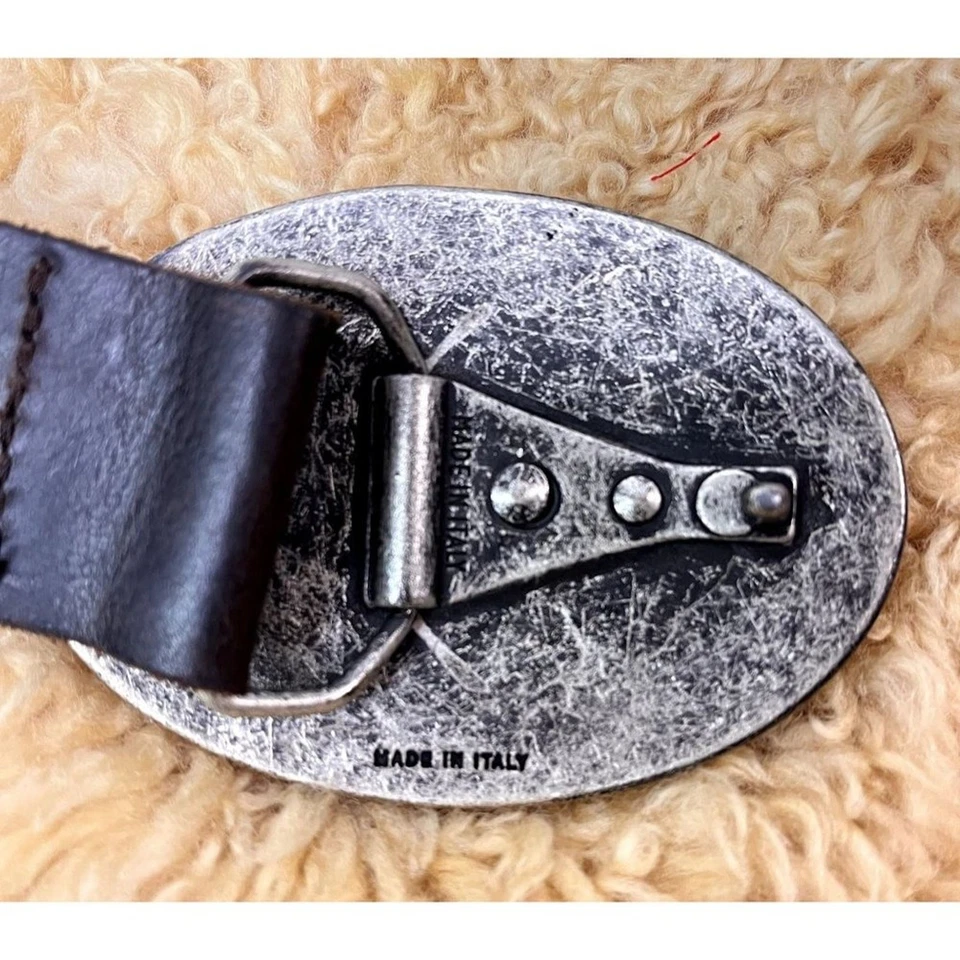 Cinto de couro marrom Lee Cowboy com fivela de metal oval feito na Itália - Imagem 4 de 4