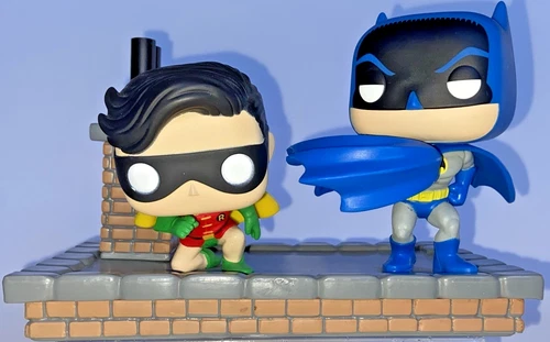 BATMAN & ROBIN Funko Pop! DC Universe (CLASSIC Look Batman 1964) #281
