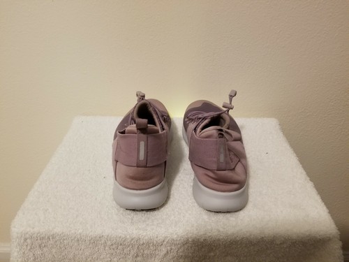 ladies nike tennis shoes size 9.5 - Picture 3 of 4