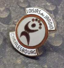 LOISIRS du JARDIN Charlesbourg vintage pin badge