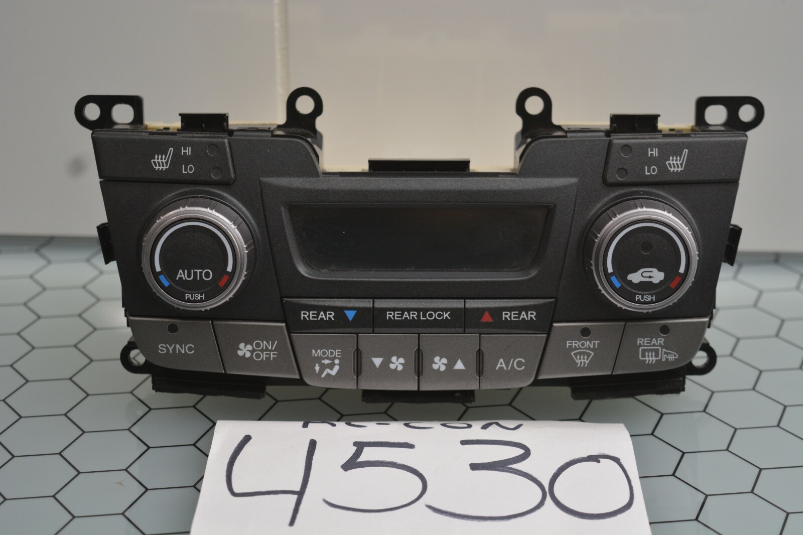 11-12 Odyssey AC Heater Control and Info Screen Control Used Stock #4530-AC 