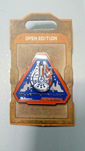 millennium falcon disney pin
