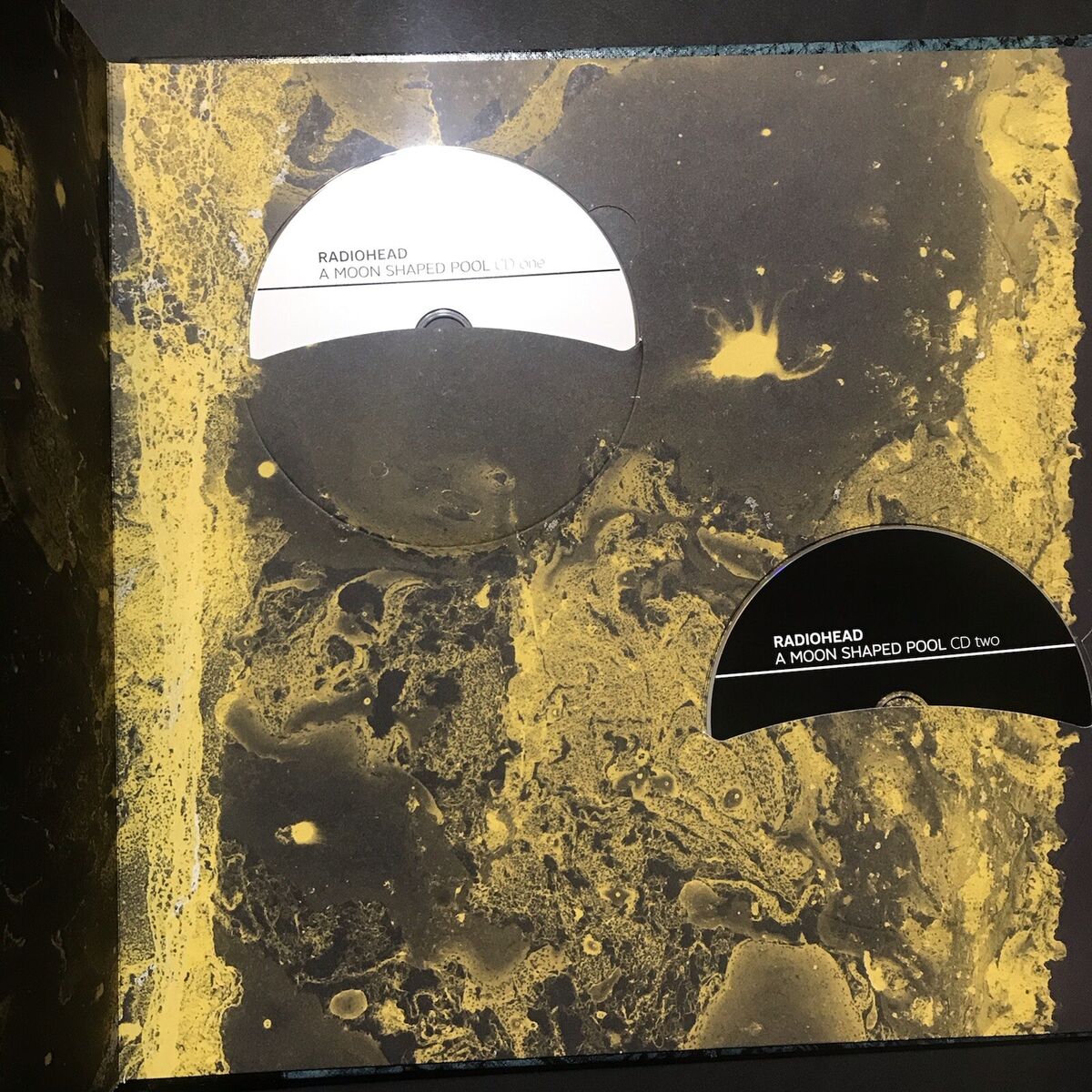洋楽 Radiohead A Moon Shaped Pool SP Edition RADIOHEAD - Moon Shaped Pool - Amazon.com Music