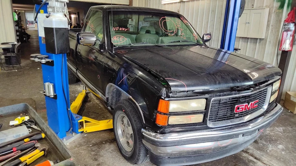 Purificador de aire 5,0 L para camioneta Chevrolet 1500 92-95 1093716 Foto 2 de 4