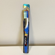 Reach Max Fresh  Clean Soft Toothbrush Tongue Freshener Full Head 88 Vtg 2004