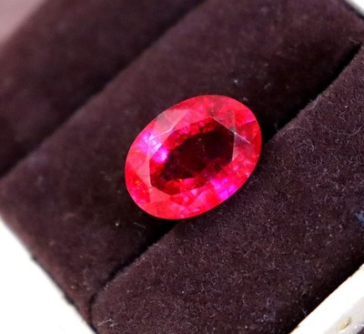 Oval Cut Natural Red Ruby 9.45 Ct Certified Gemstone From Mozambique