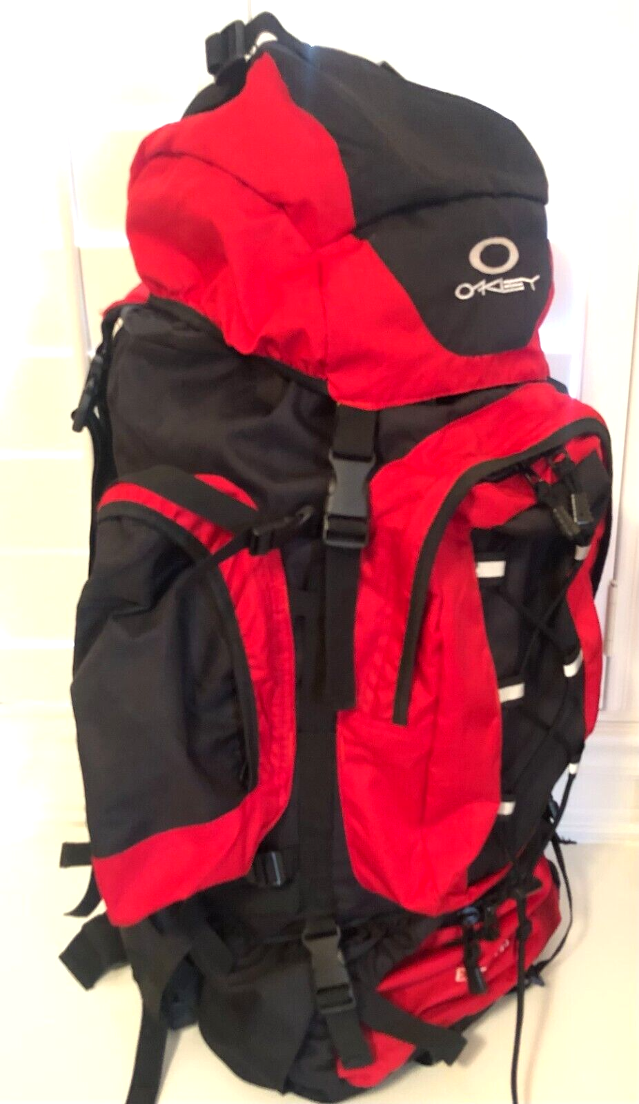 RED EXTREME 85 LITER BACKPACK Hiking Bug Out Bag Pack w/ Oakley