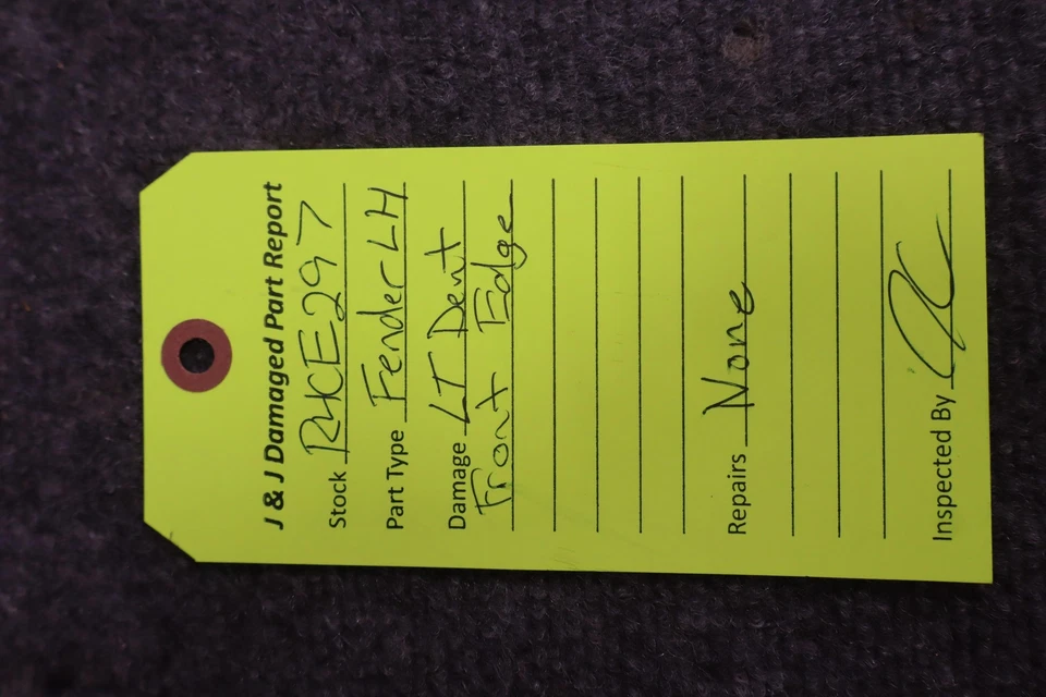 03-06 Chevy SSR LH Left Driver Front Fender Slingshot Yellow (79U) *Dented* Foto 2 de 4