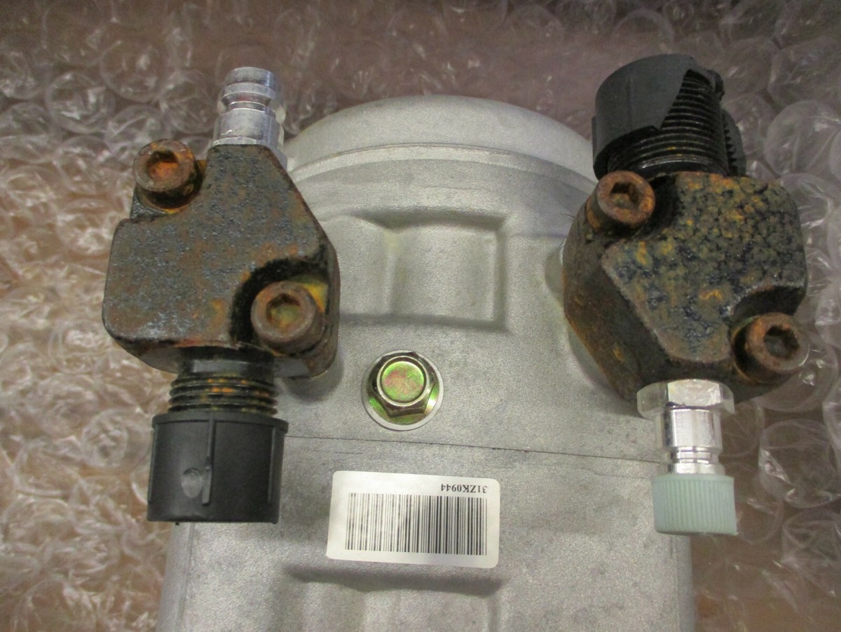 TT02AC品 4062A024 Shock Absorber Fr Suspension Genuine Mitsubishi OEM