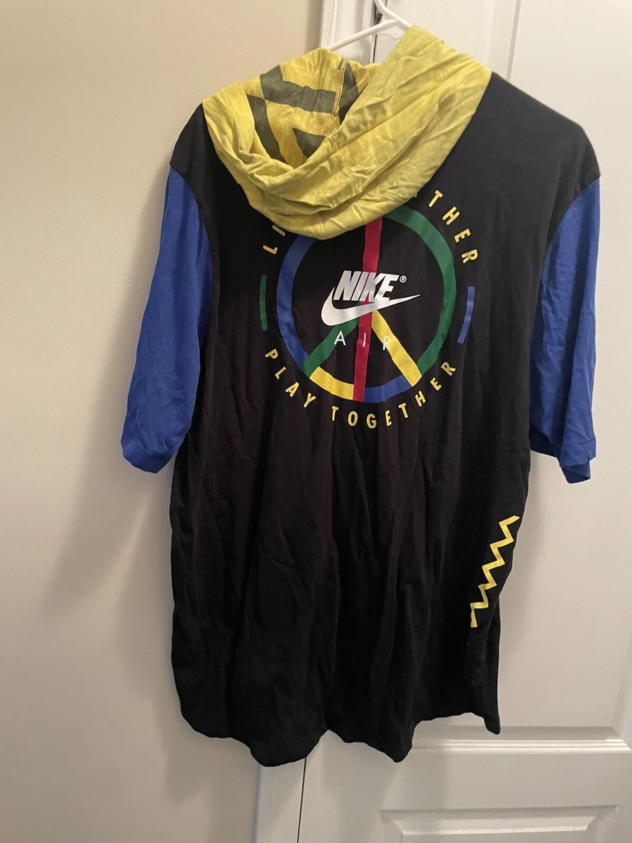 Nike wildcard hotsell hooded t shirt