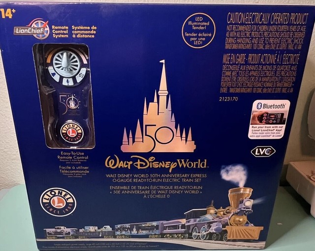 LIONEL WALT DISNEY WORLD 50TH ANNIVERSARY LIONCHIEF O GAUGE TRAIN SET