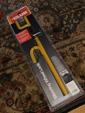 Vintage The CLUB Anti-Theft Steering Wheel Lock Device w/2 Keys. New Model# 900