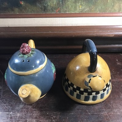 Sakura China Hand Painted Ceramic Teapot Tea Kettle Salt Pepper Shakers  Vintage