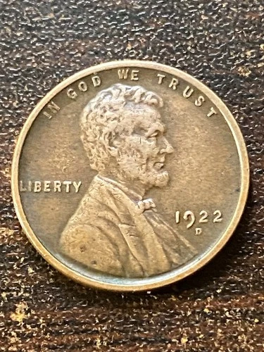 1922 D WHEAT COPPER CENT A EXTRA FINE COIN . PLUSE A SUPRIES