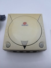 Sega Dreamcast Console hkt3020 W/ OEM Cables Controller - TESTED CLEAN WORKS