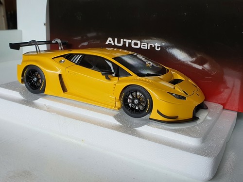 1:18 Lamborghini Huracan GT3 2015 Corpo Giallo Piatto di Auto Art (81528) - Foto 3 di 11