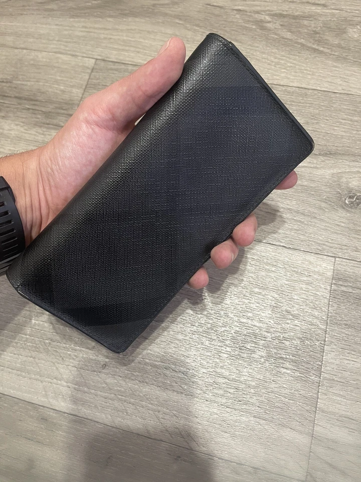 Burberry Men's Black-Gray Bifold Leather Wallet Full Set Pocket - Image 2 of 4