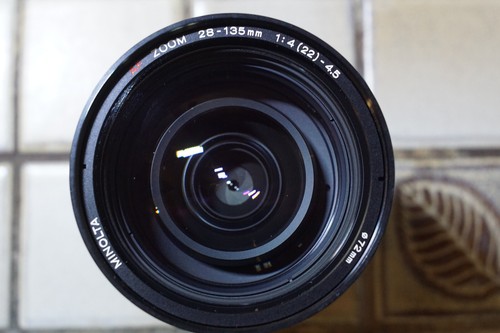 Minolta AF 28-135mm F4-4.5 A-mount Metal - 'Secret Handshake' - Picture 5 of 8