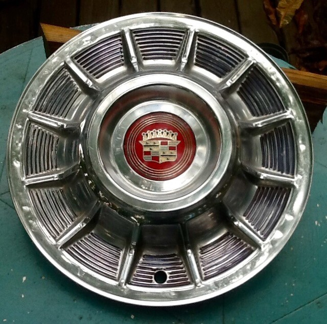 1957 Cadillac Hubcap UNMOLESTED, OEM, with Center emblem... Ratrod