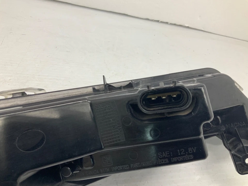 Левый водительский дневной ходовой фонарь 2014–2020 Chevrolet Impala LTZ светодиодный от оригинального производителя - Изображение 4 из 4