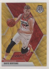2019-20 Panini Mosaic Tmall Gold Wave Prizm Davis Bertans #172 0ad